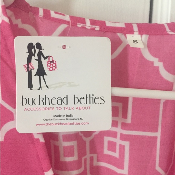 Buckhead Betties Pink Cover Up Small NEW! - Picture 2 of 5